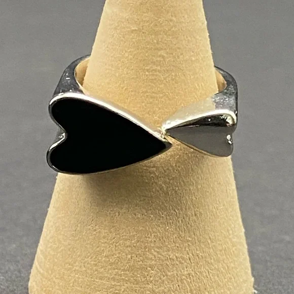 Item 91 Silver Adjustable Bypass Wrap Ring with Black Heart Detail Ring - Picture 2 of 5